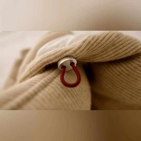 Brunello Cucinelli Cashmere Knit Down Jacket with detachable hood - Picture 5 of 11